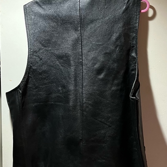 Black leather vest, mens size 46 - Picture 2 of 3